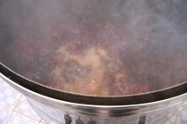 '해독환'작업을 위한 고 만들기 작업과 약재 건조작업 외..