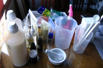 사은품용 '천연항균비누' 작업